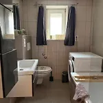 House Apartment *